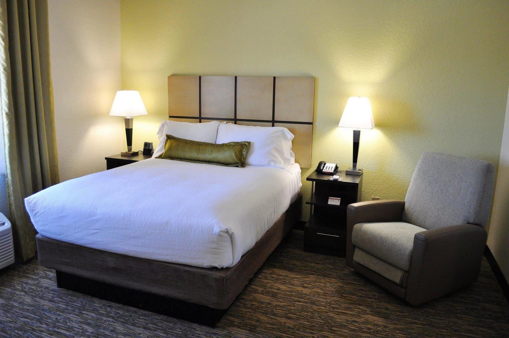 Candlewood Suites Bay City By Ihg Dış mekan fotoğraf