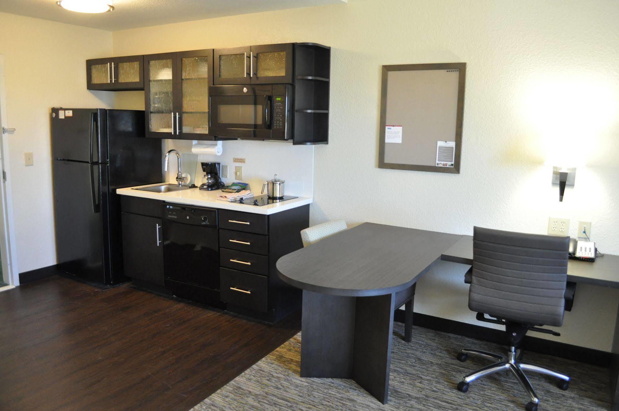 Candlewood Suites Bay City By Ihg Dış mekan fotoğraf